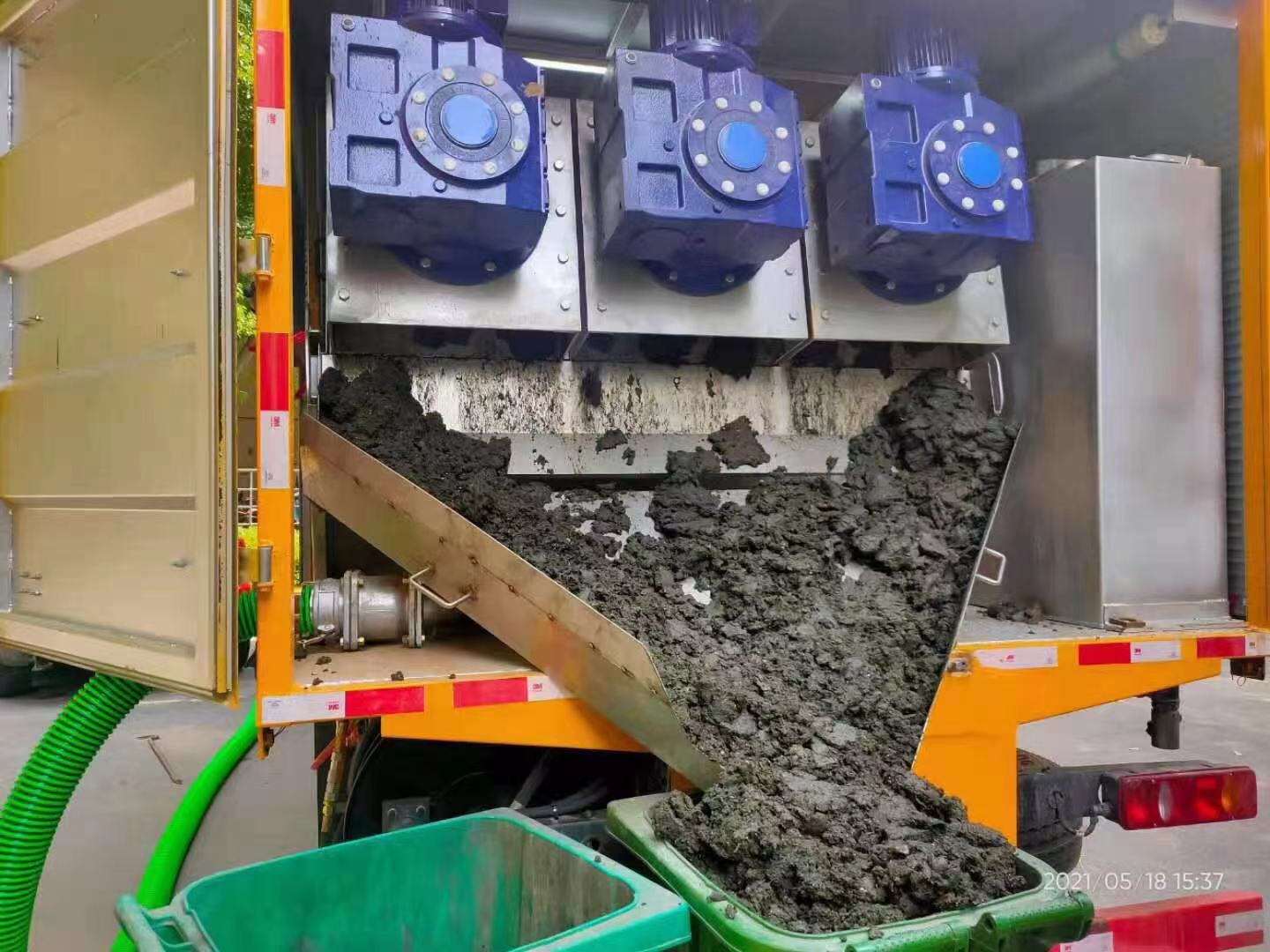 达日化粪池清掏城市维护站-泥浆净化干湿分离处理